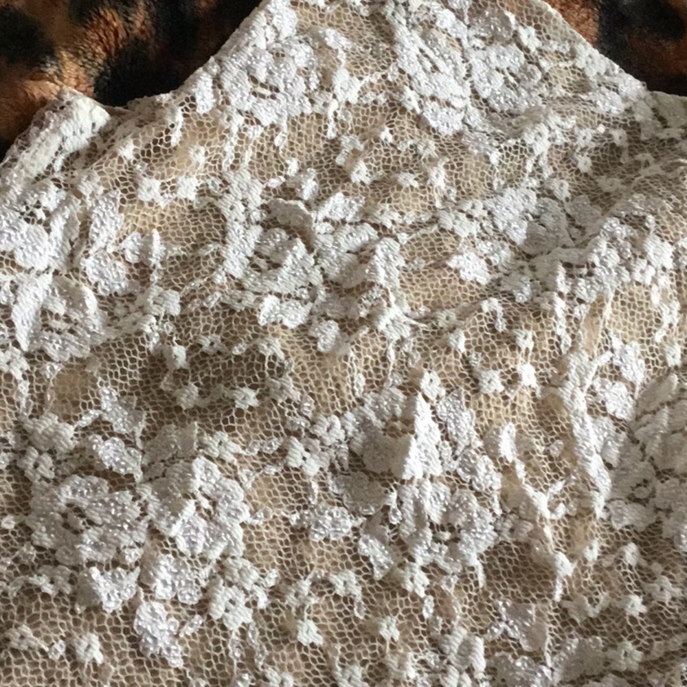 CABI LACE TOP - Picture 7 of 7